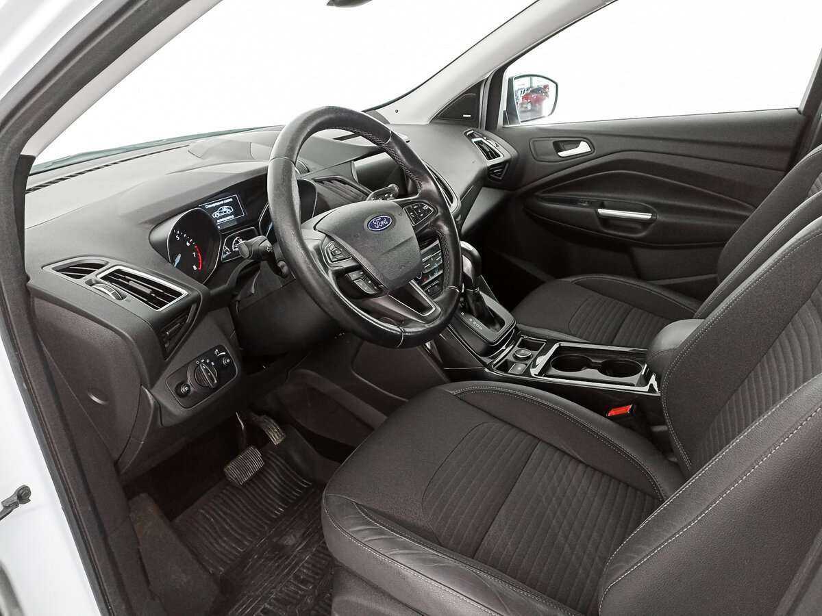 Ford Kuga 2018 года с пробегом. Фото: #13