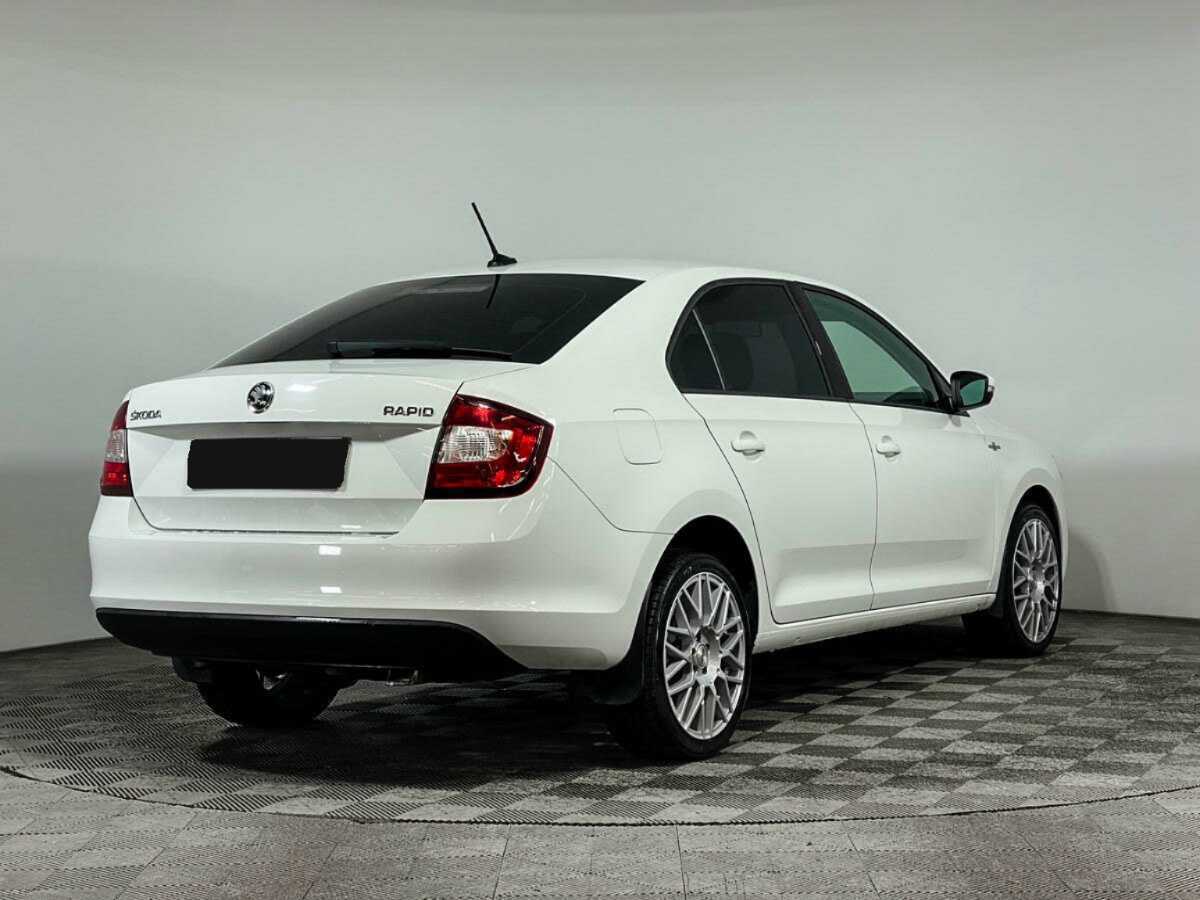 Skoda Rapid 2019 года с пробегом. Фото: #3