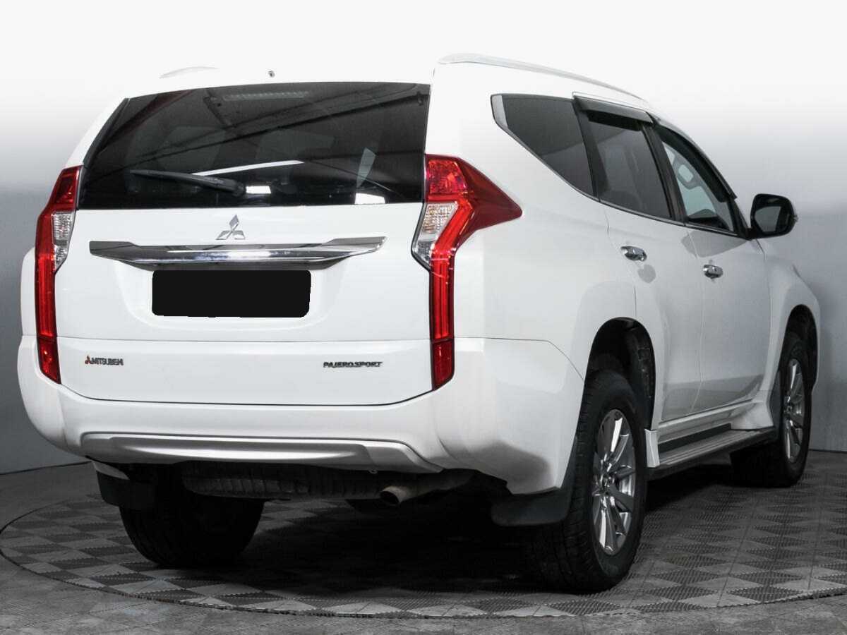 Mitsubishi Pajero Sport 2018 года с пробегом. Фото: #4