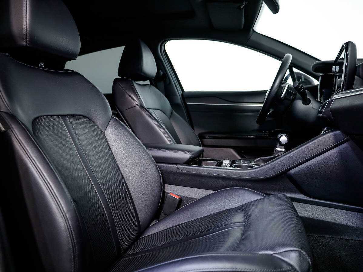 Kia K5 2020 года с пробегом. Фото: #10