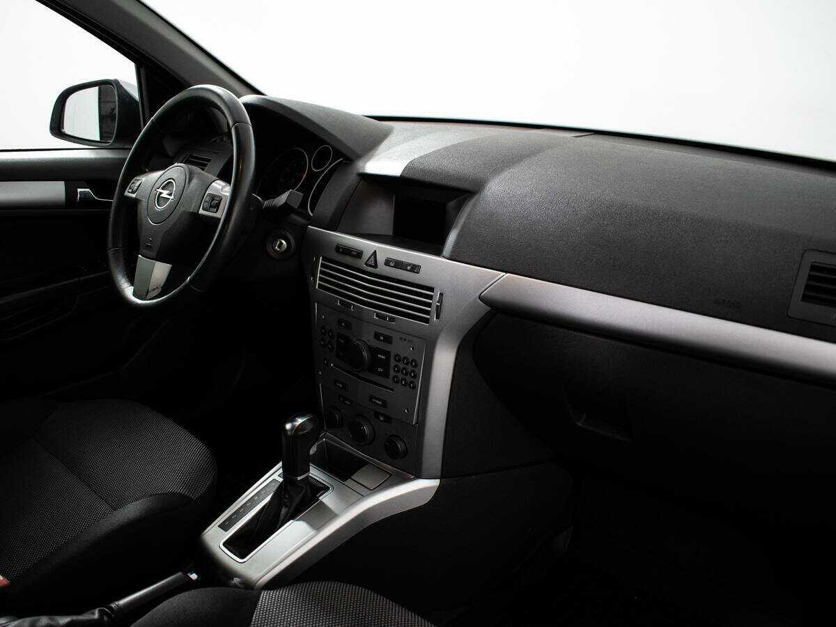 Opel Astra 2014 года с пробегом. Фото: #8