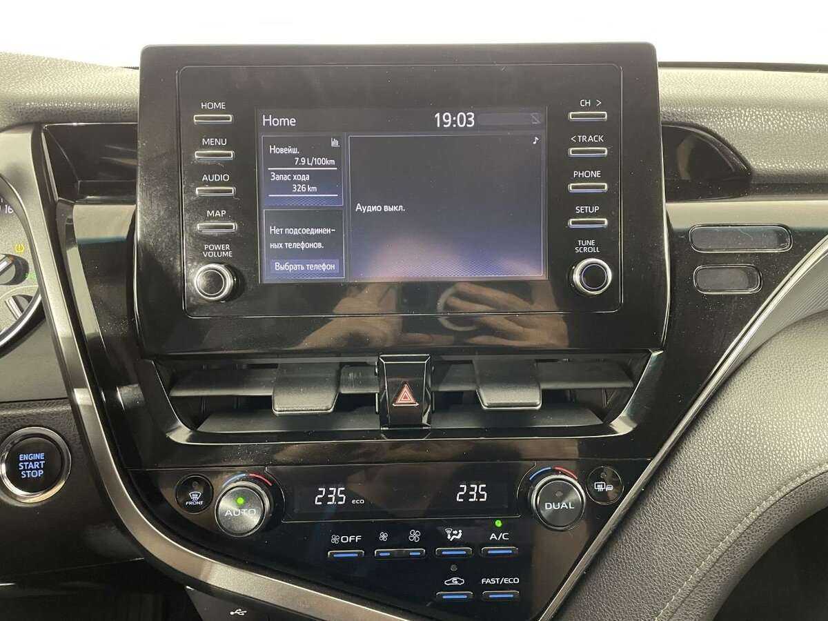 Toyota Camry 2021 года с пробегом. Фото: #11