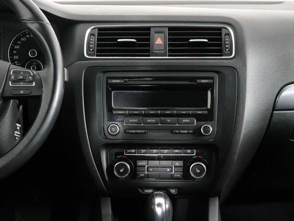 Volkswagen Jetta 2012 года с пробегом. Фото: #13