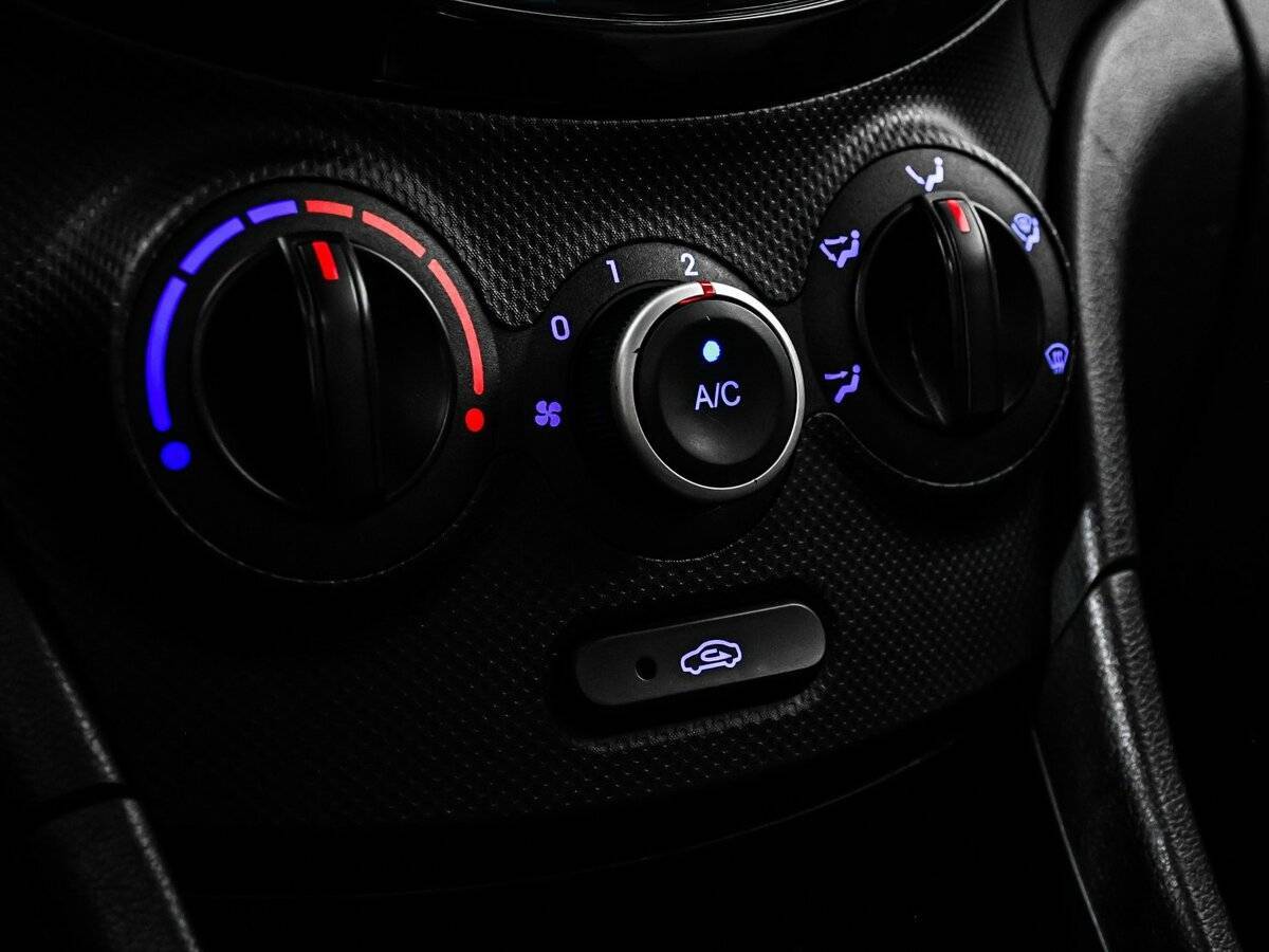 Hyundai Solaris 2012 года с пробегом. Фото: #13