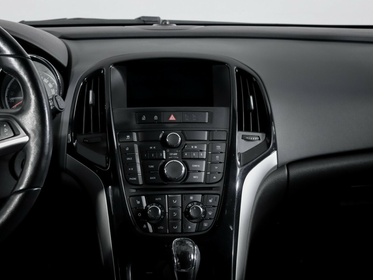 Opel Astra 2014 года с пробегом. Фото: #10