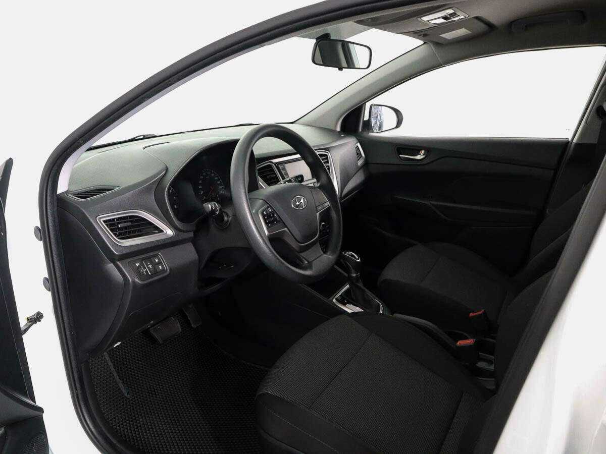 Hyundai Solaris 2020 года с пробегом. Фото: #6
