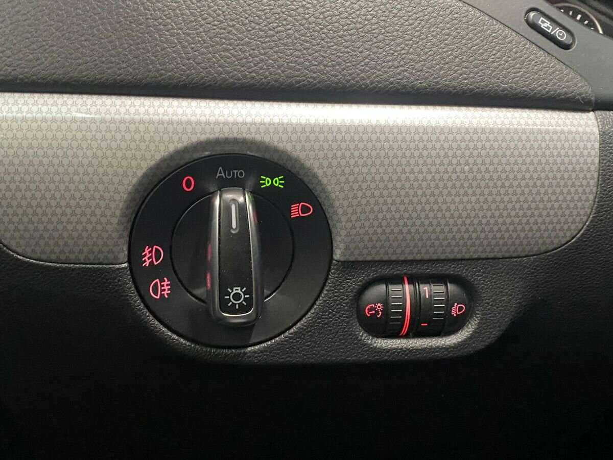 Volkswagen Jetta 2013 года с пробегом. Фото: #14