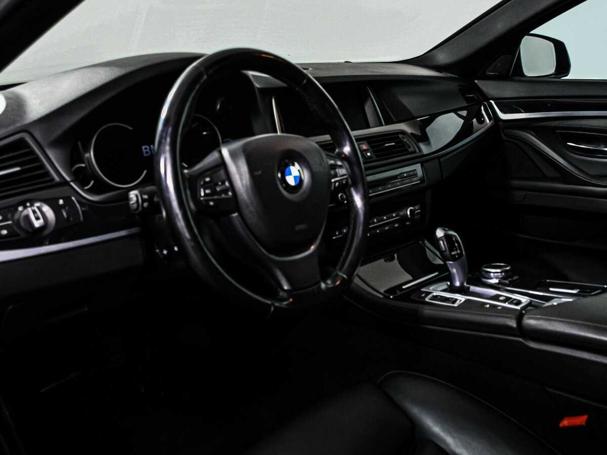 BMW 5 серии 2016 года с пробегом. Фото: #11