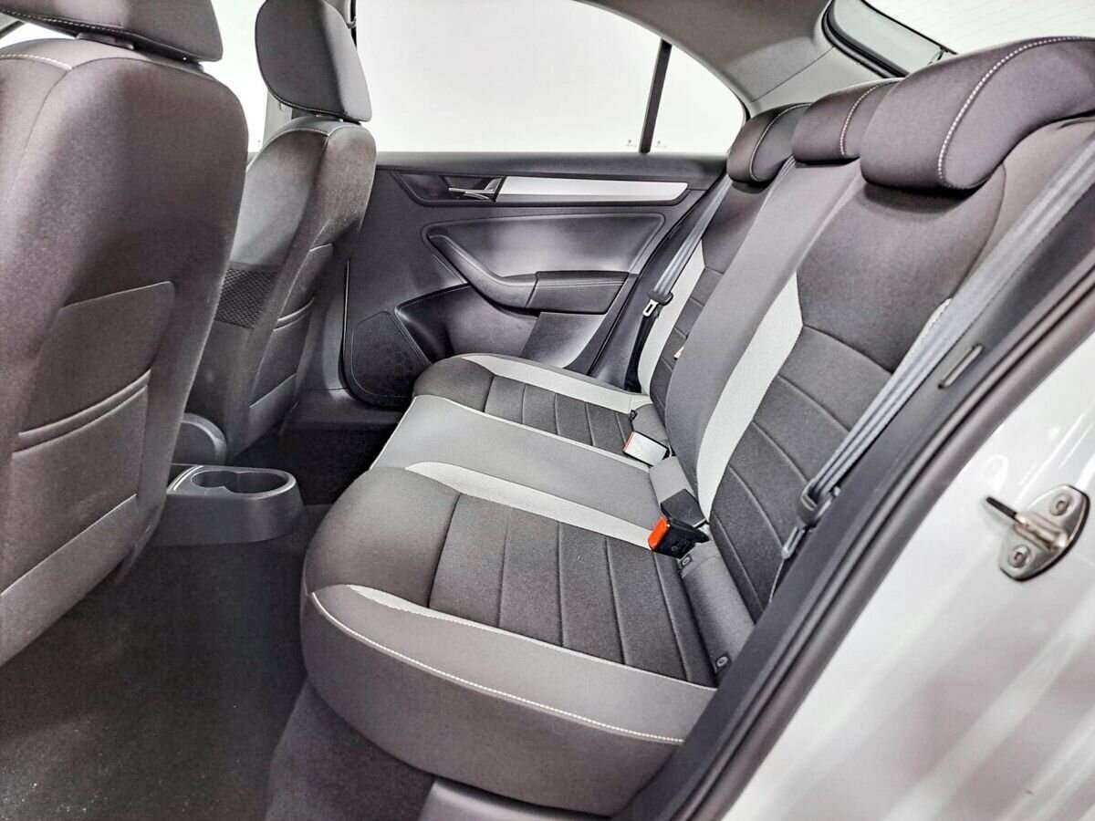 Skoda Rapid 2018 года с пробегом. Фото: #8