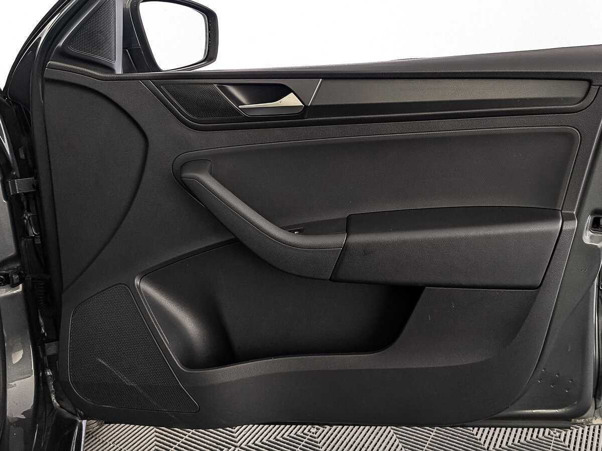 Volkswagen Polo 2021 года с пробегом. Фото: #22