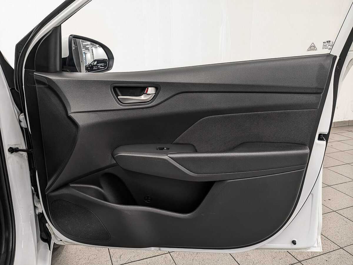 Hyundai Solaris 2017 года с пробегом. Фото: #24