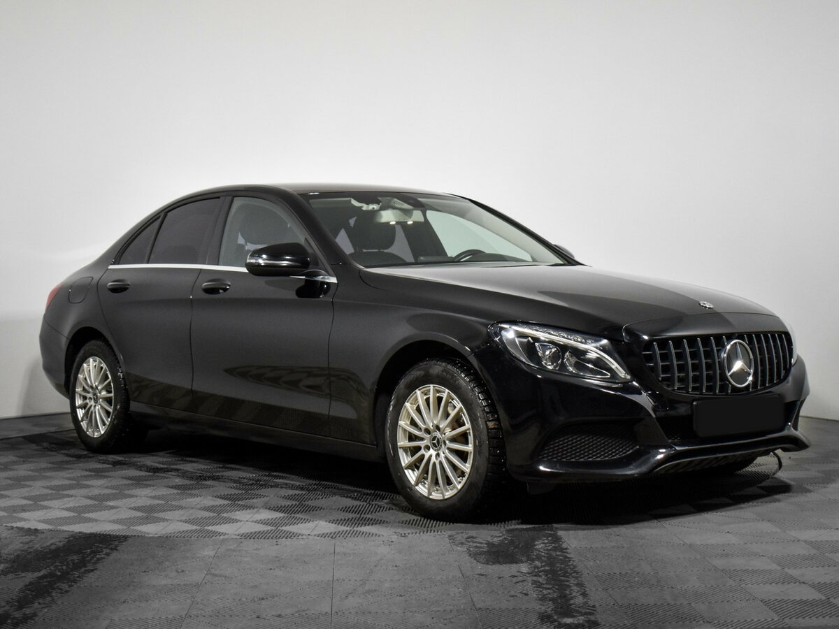 Mercedes-Benz C-Класс 2018 года с пробегом. Фото: #2