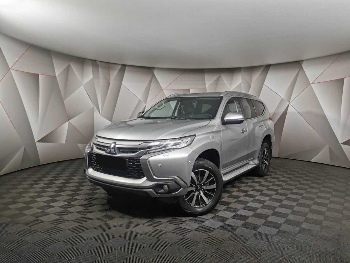 Mitsubishi Pajero Sport 2017 года с пробегом. Фото: #0