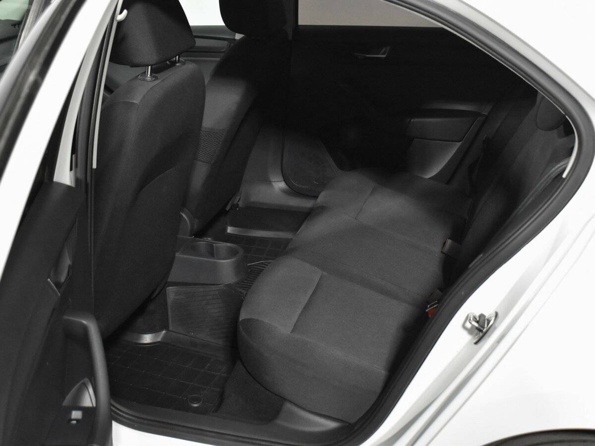 Skoda Rapid 2017 года с пробегом. Фото: #9