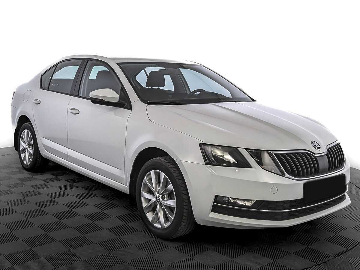 Skoda Octavia 2019 года с пробегом. Фото: #2