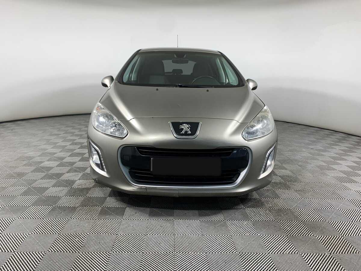 Peugeot 308 2012 года с пробегом. Фото: #1