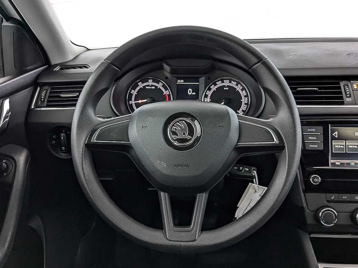 Skoda Octavia 2019 года с пробегом. Фото: #18