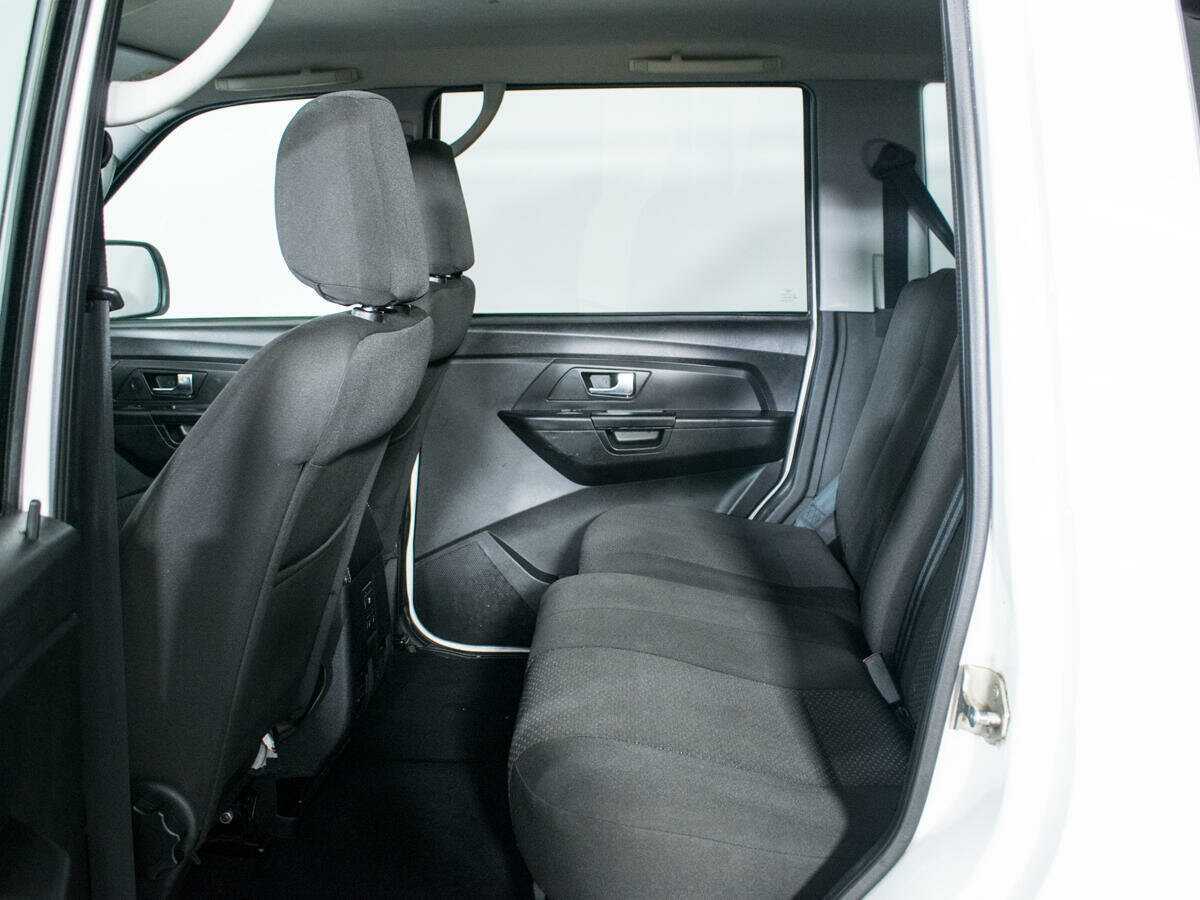 УАЗ Patriot 2018 года с пробегом. Фото: #9