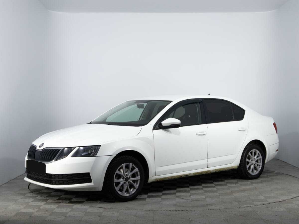 Skoda Octavia 2018 года с пробегом. Посмотреть фото