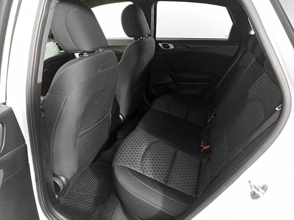 Kia Ceed 2018 года с пробегом. Фото: #9