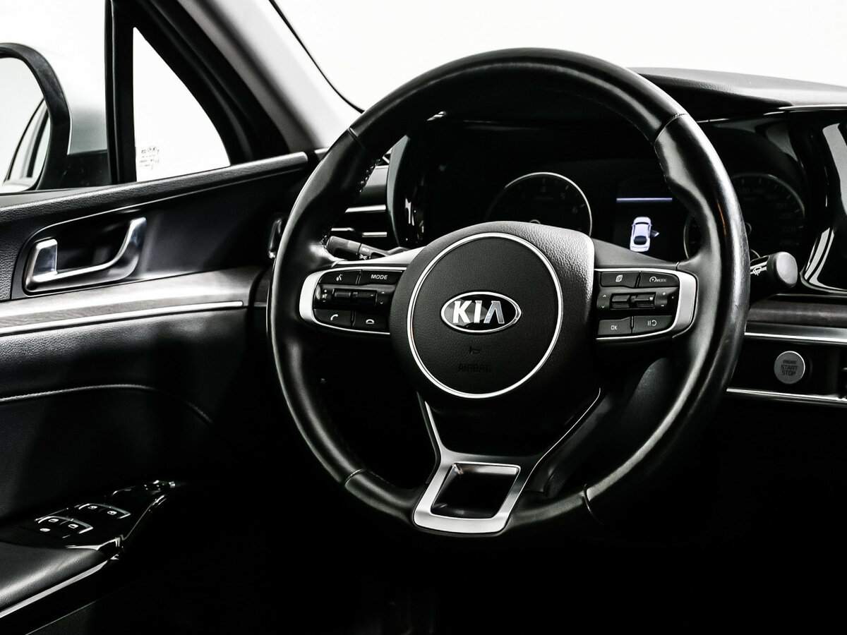 Kia K5 2021 года с пробегом. Фото: #14
