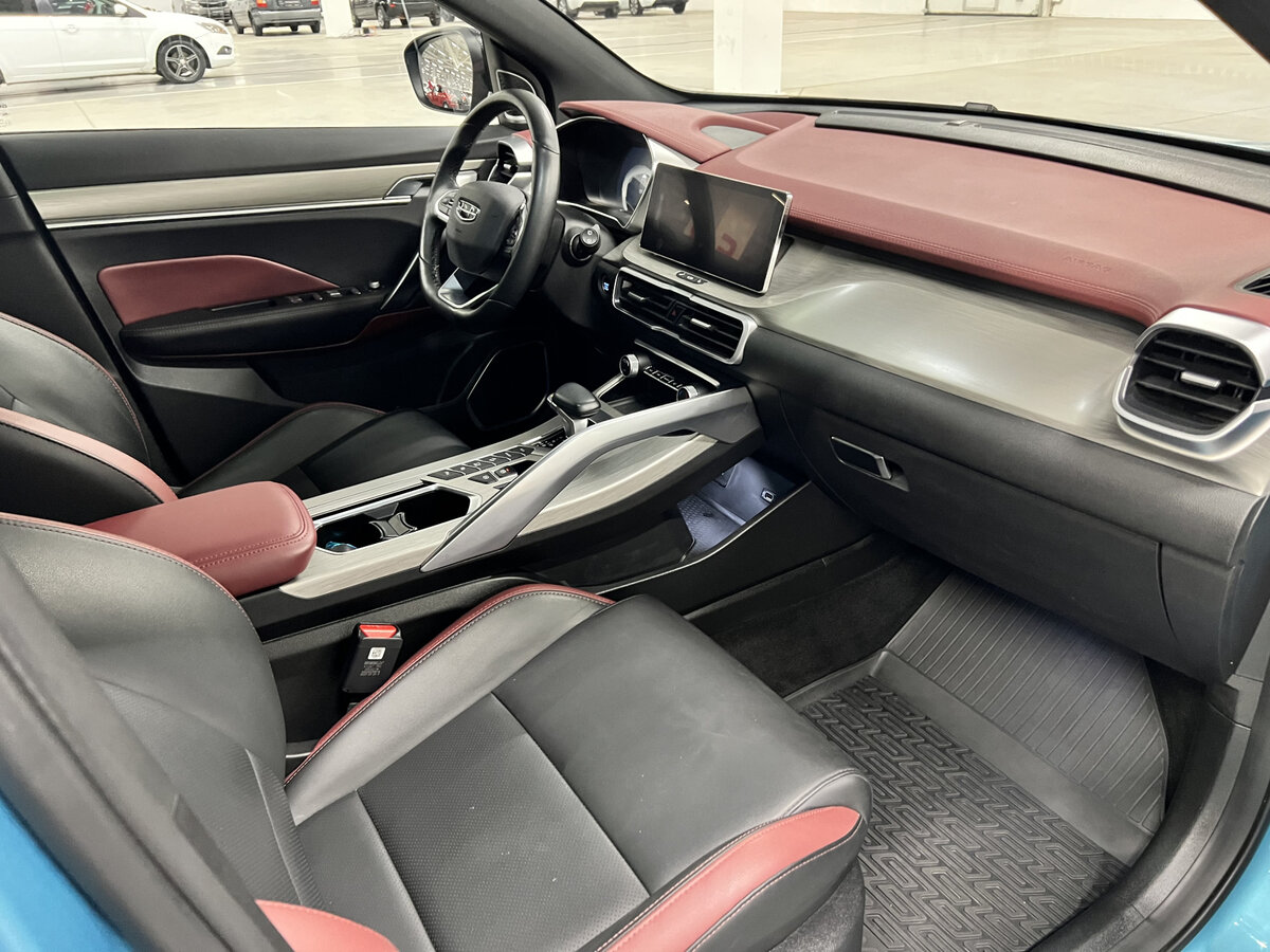 Geely Coolray 2023 года с пробегом. Фото: #10