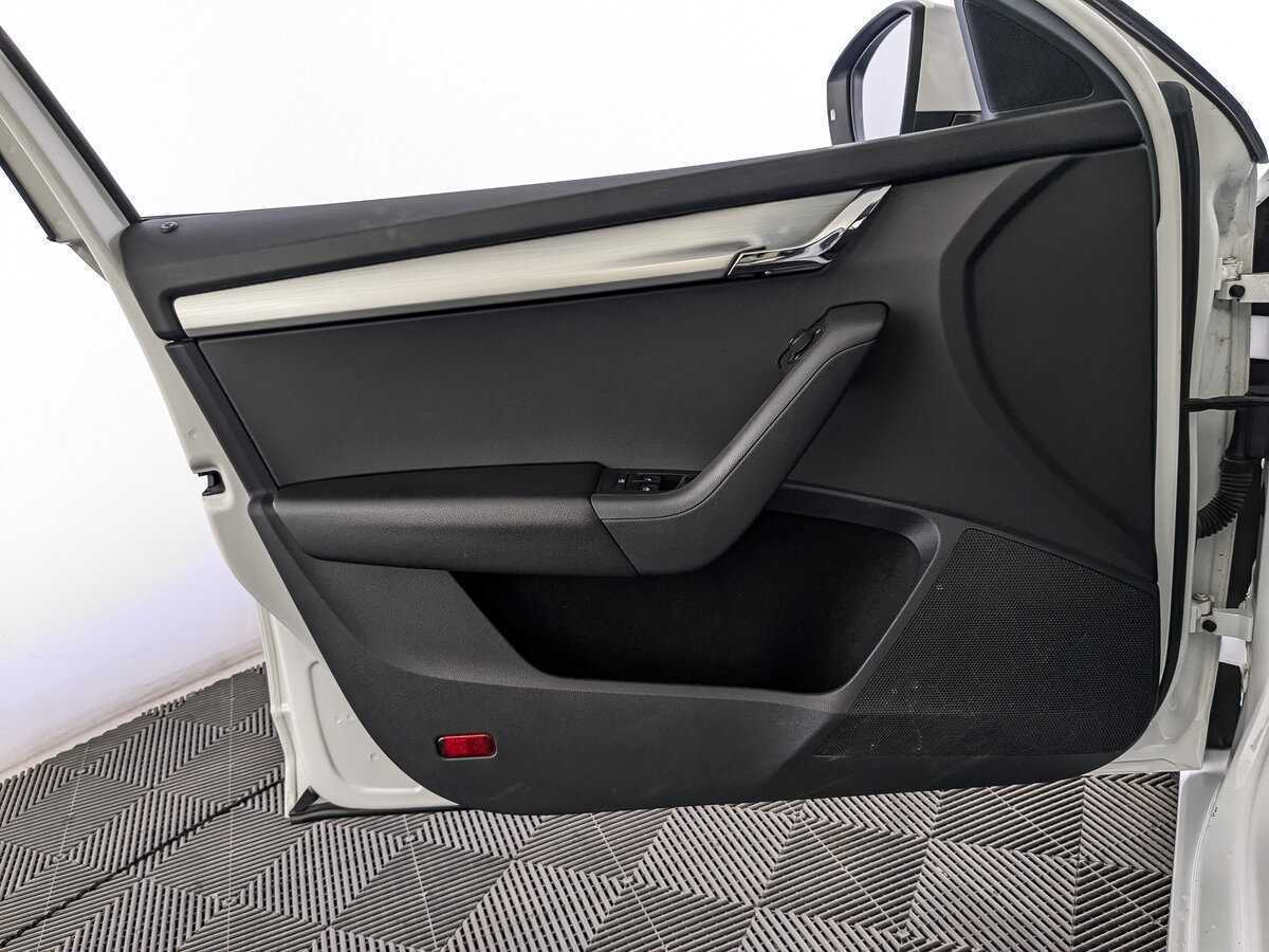 Skoda Octavia 2020 года с пробегом. Фото: #14