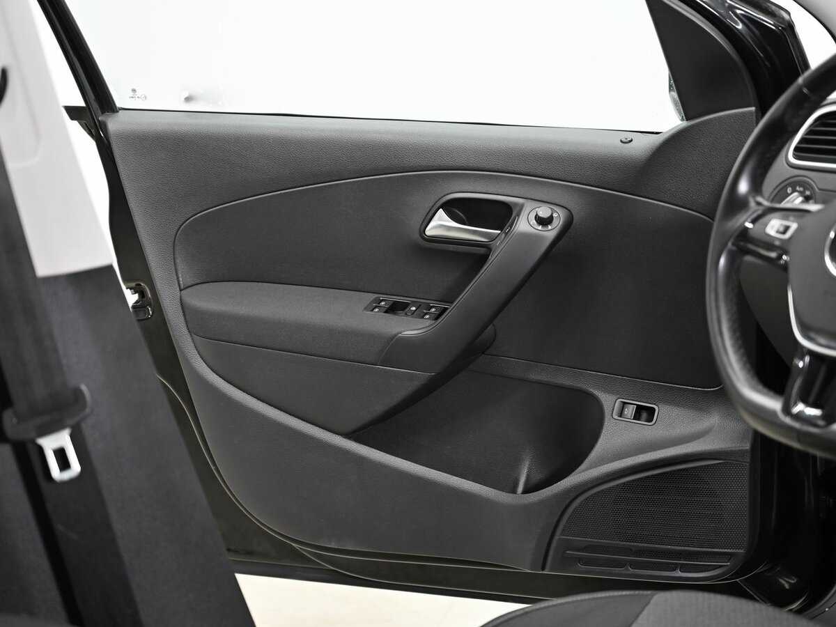 Volkswagen Polo 2017 года с пробегом. Фото: #5