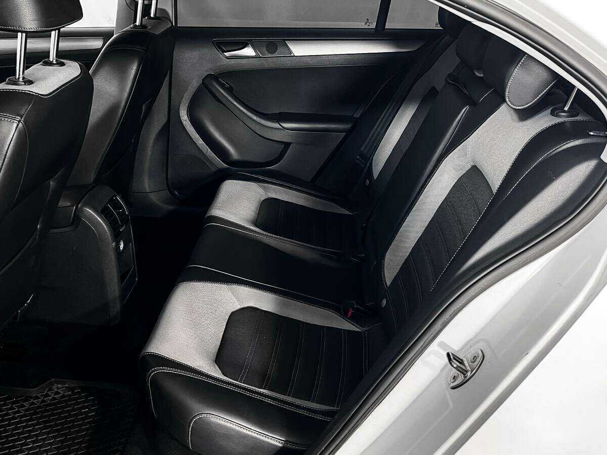 Volkswagen Jetta 2013 года с пробегом. Фото: #9