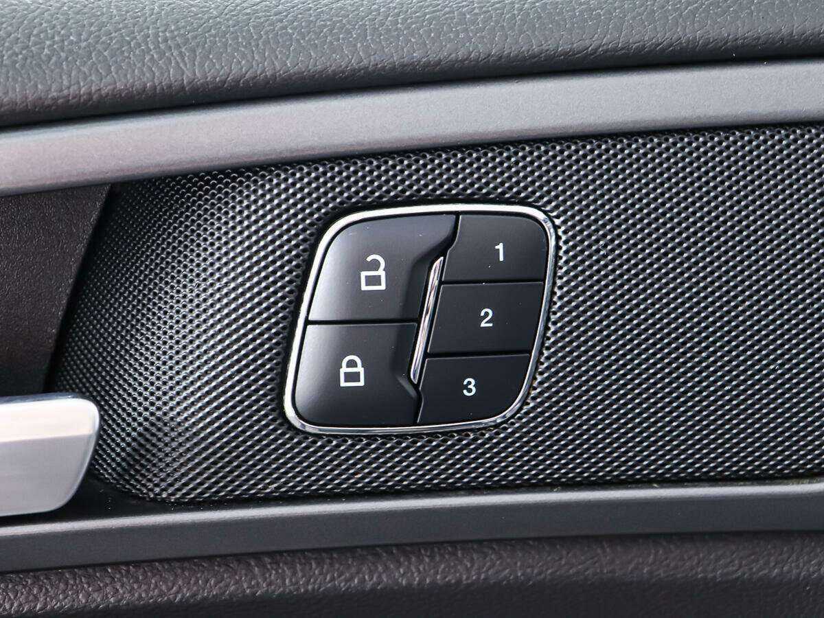 Ford Mondeo 2015 года с пробегом. Фото: #15