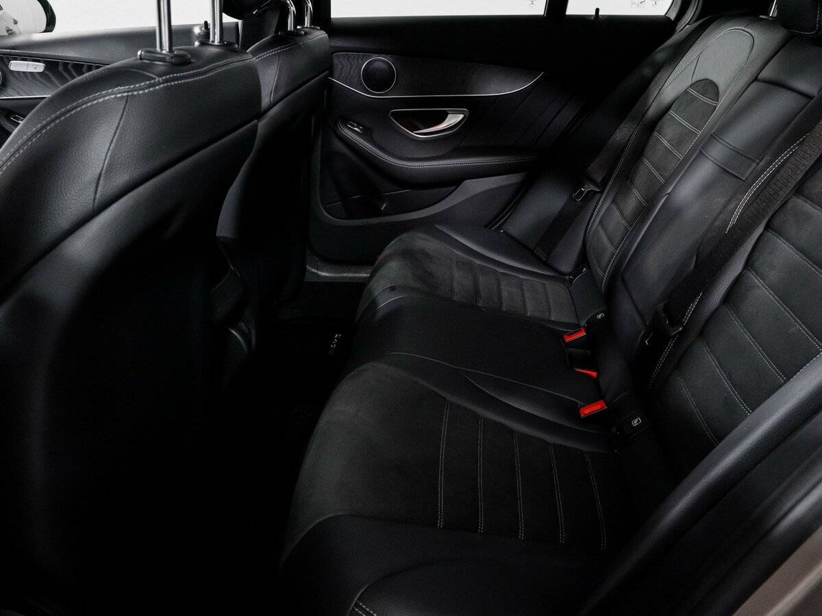 Mercedes-Benz C-Класс 2020 года с пробегом. Фото: #9