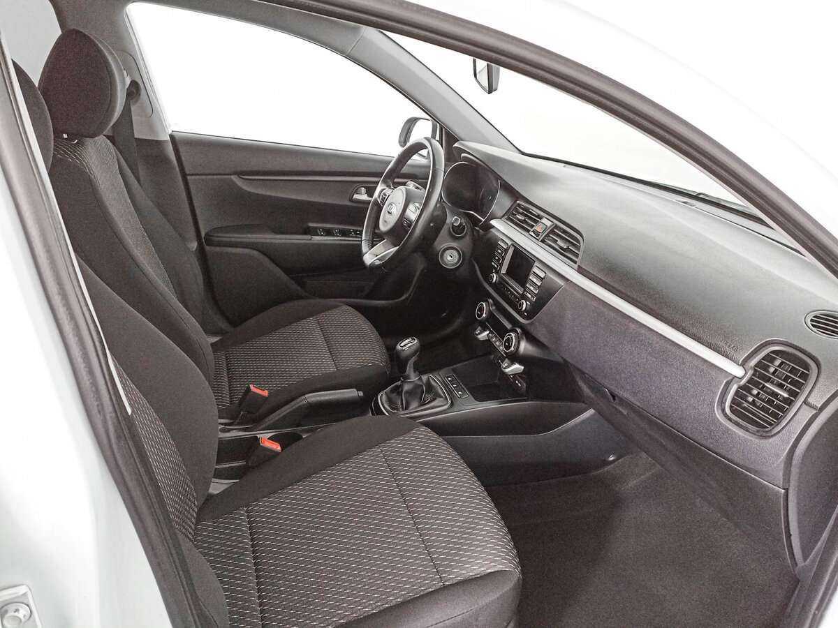 Kia Rio 2018 года с пробегом. Фото: #8