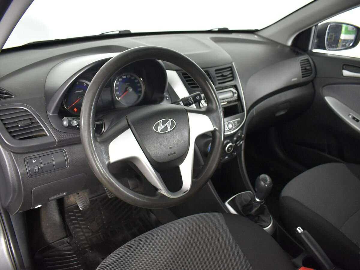 Hyundai Solaris 2013 года с пробегом. Фото: #8