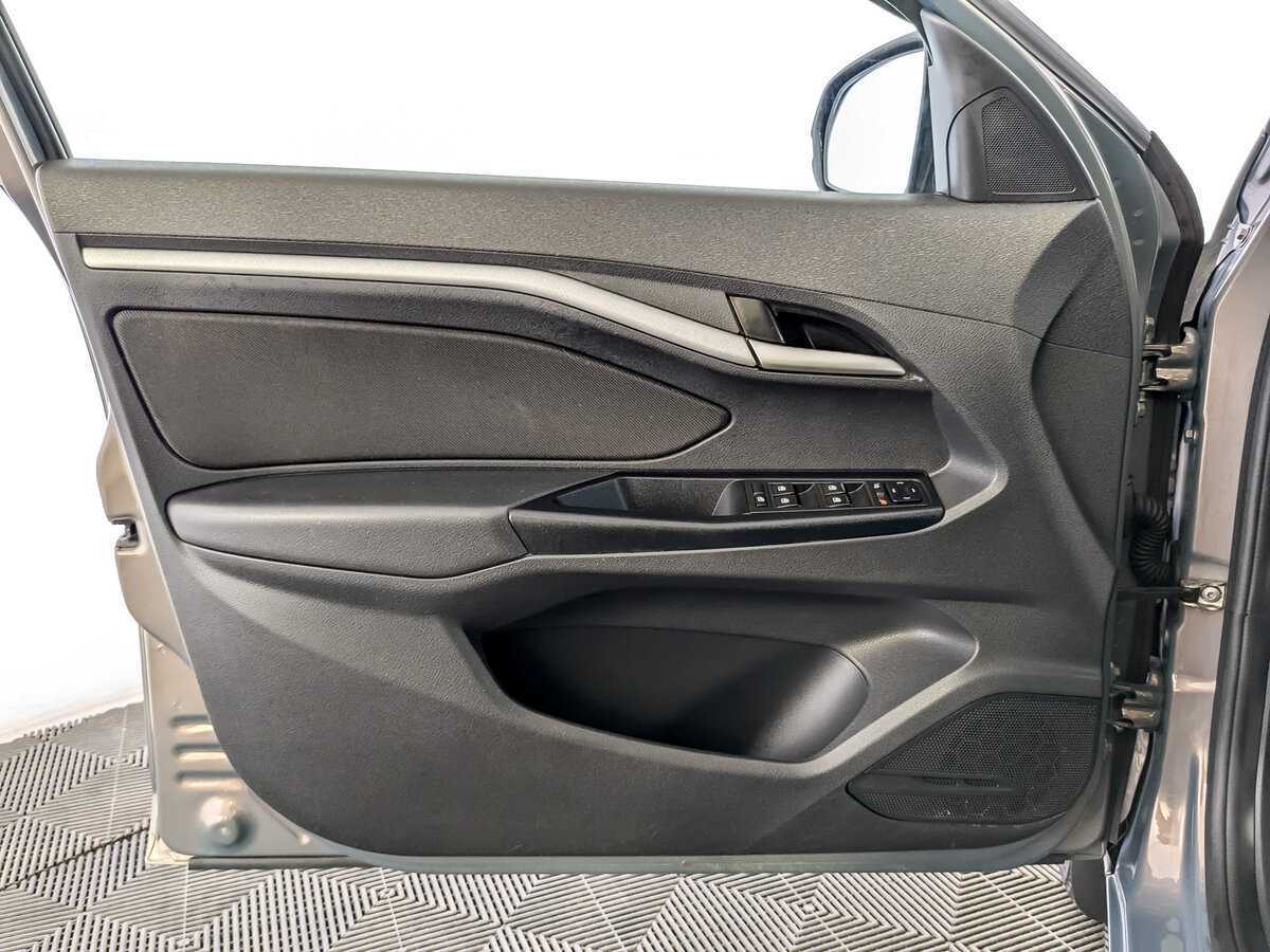 Lada (ВАЗ) Vesta 2017 года с пробегом. Фото: #18