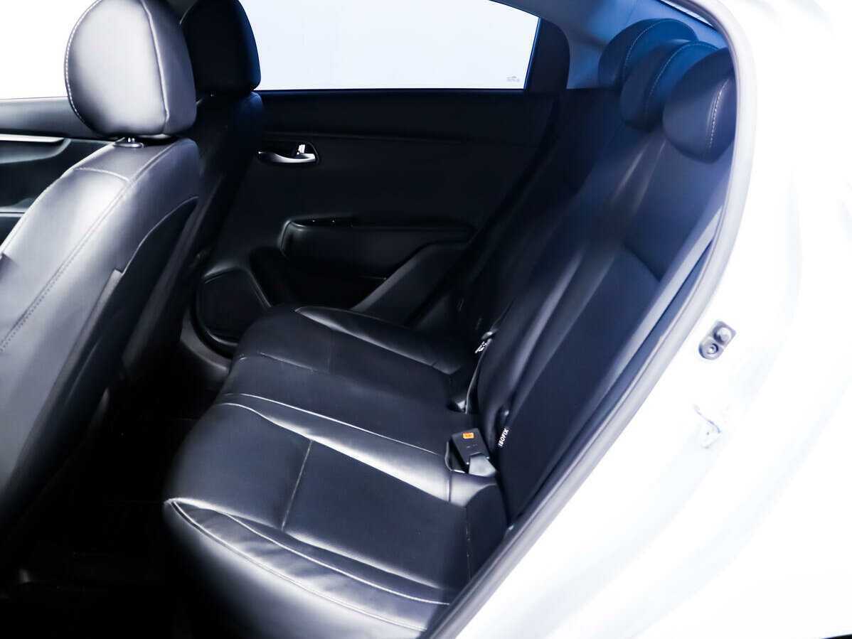 Kia Rio 2021 года с пробегом. Фото: #11