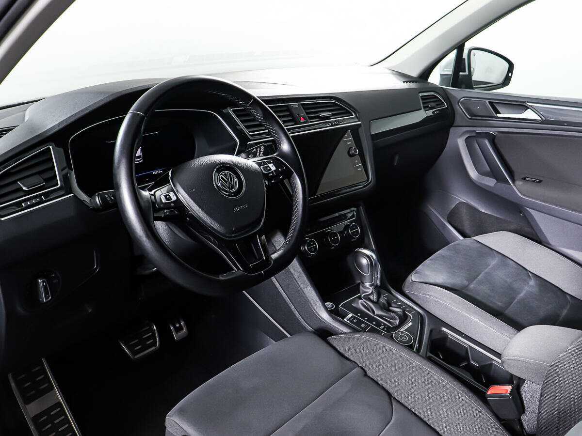 Volkswagen Tiguan 2018 года с пробегом. Фото: #12