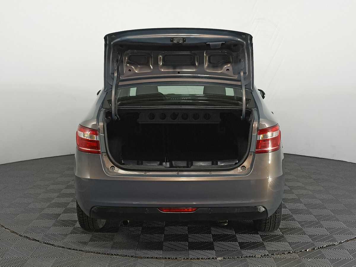 Lada (ВАЗ) Vesta 2017 года с пробегом. Фото: #8