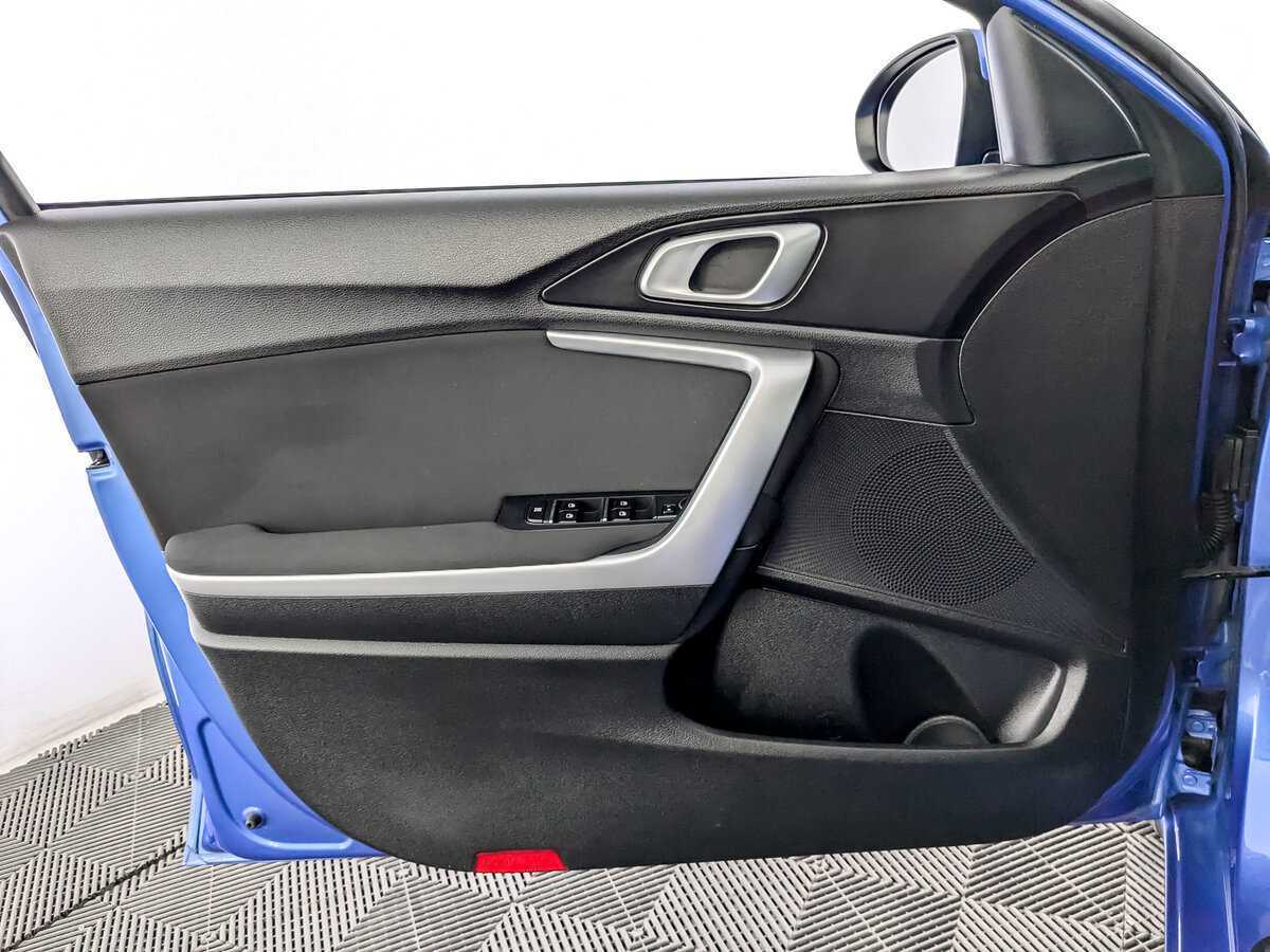 Kia Ceed 2022 года с пробегом. Фото: #18