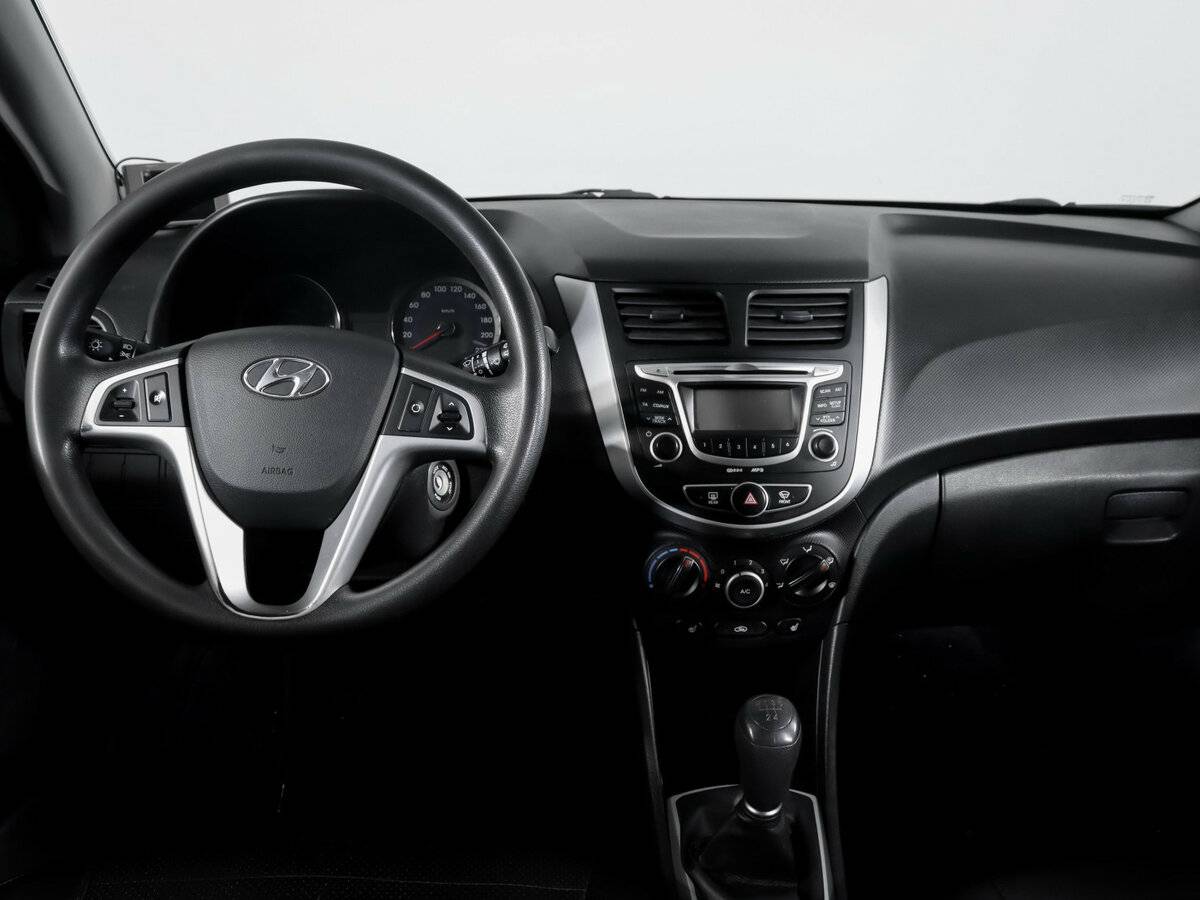 Hyundai Solaris 2013 года с пробегом. Фото: #9