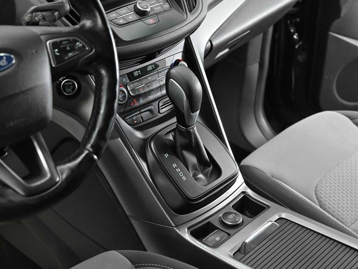 Ford Kuga 2017 года с пробегом. Фото: #9