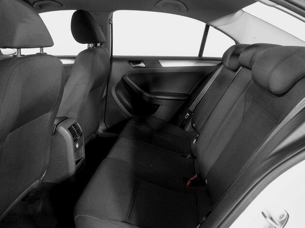 Volkswagen Jetta 2016 года с пробегом. Фото: #9