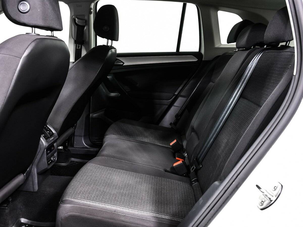 Volkswagen Tiguan 2019 года с пробегом. Фото: #12