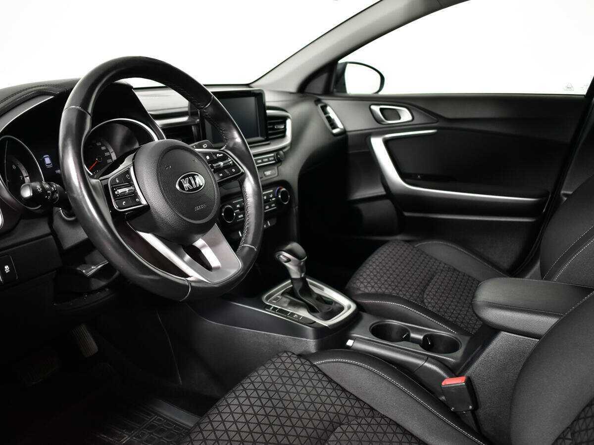 Kia Ceed 2019 года с пробегом. Фото: #12