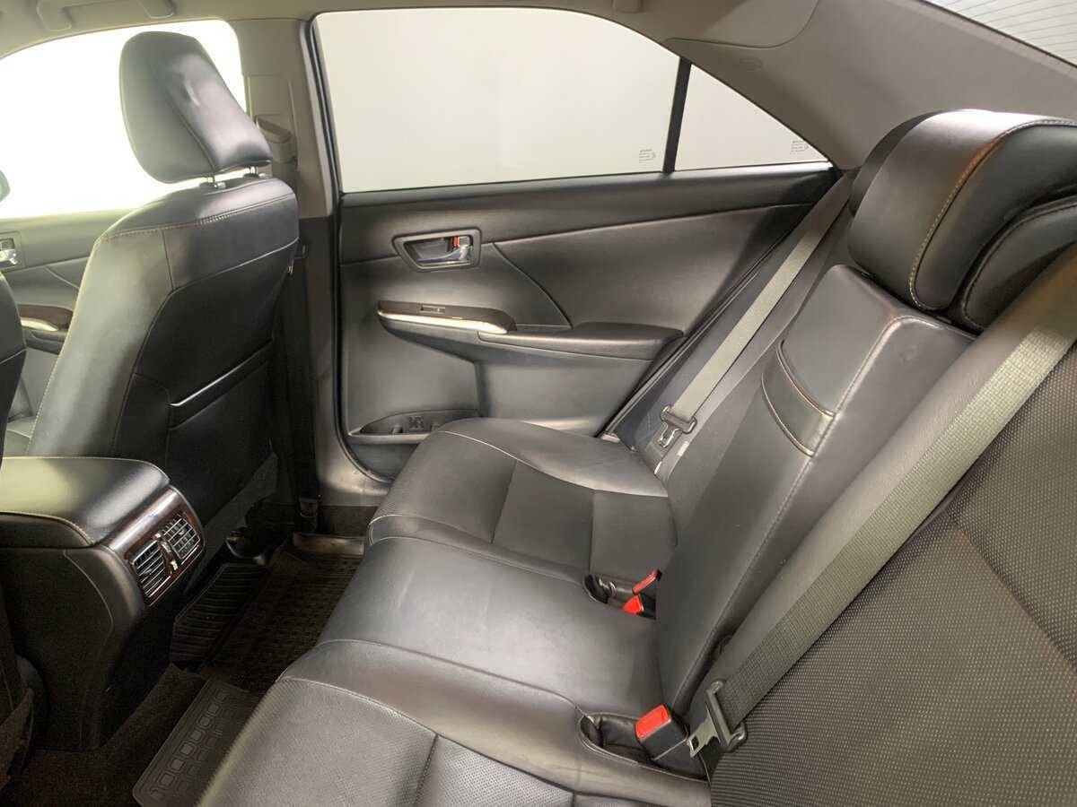 Toyota Camry 2016 года с пробегом. Фото: #16