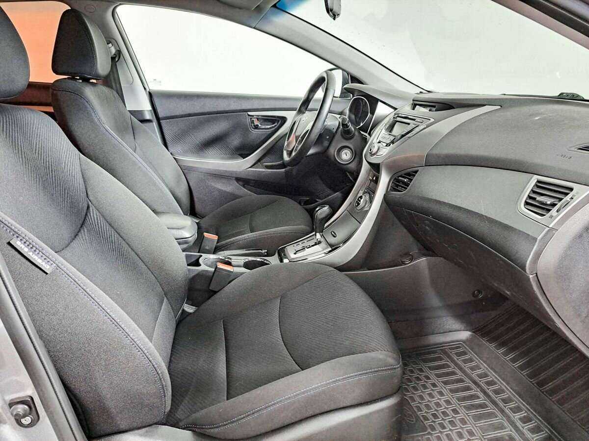Hyundai Elantra 2013 года с пробегом. Фото: #8