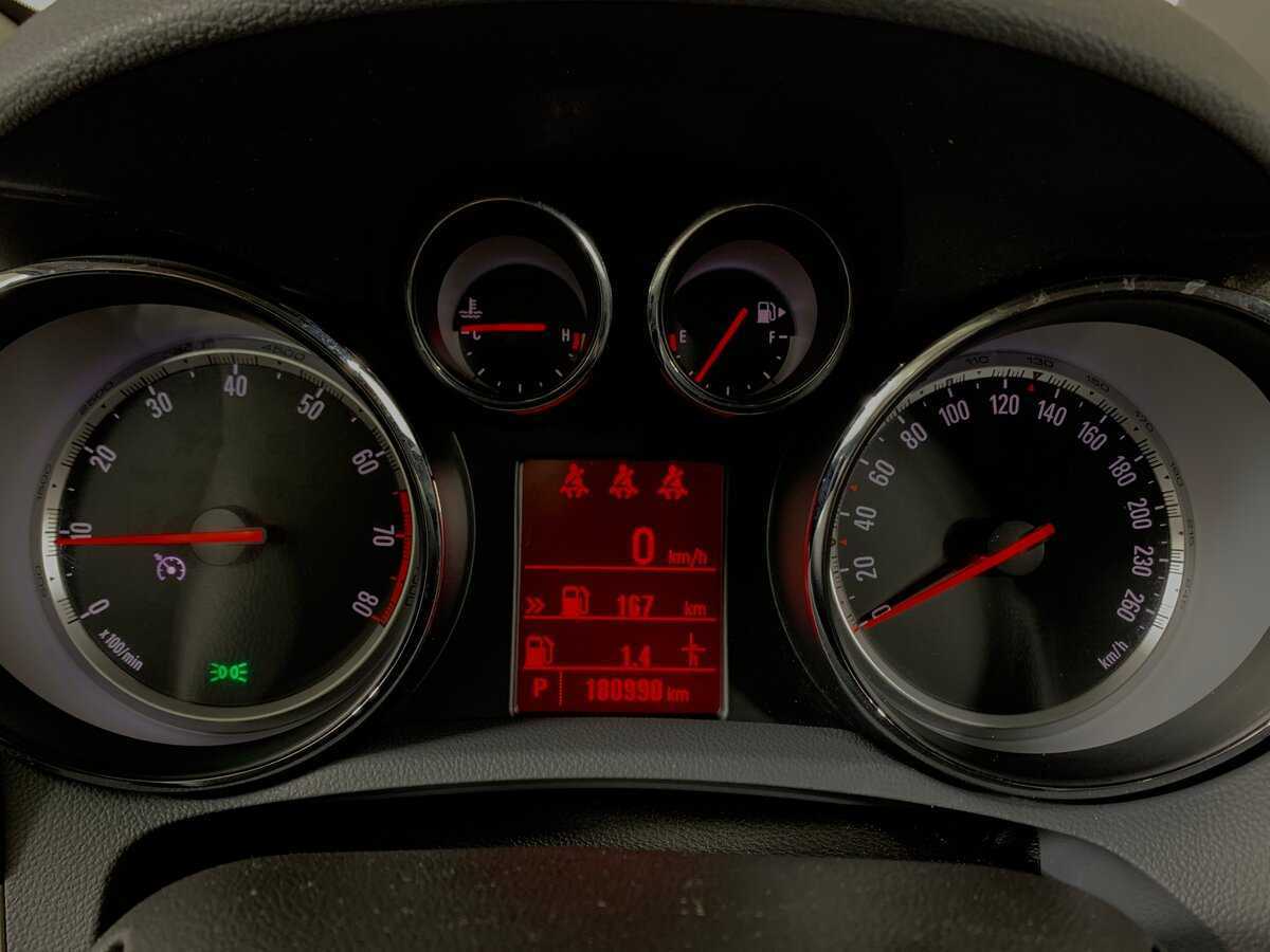 Opel Mokka 2013 года с пробегом. Фото: #14