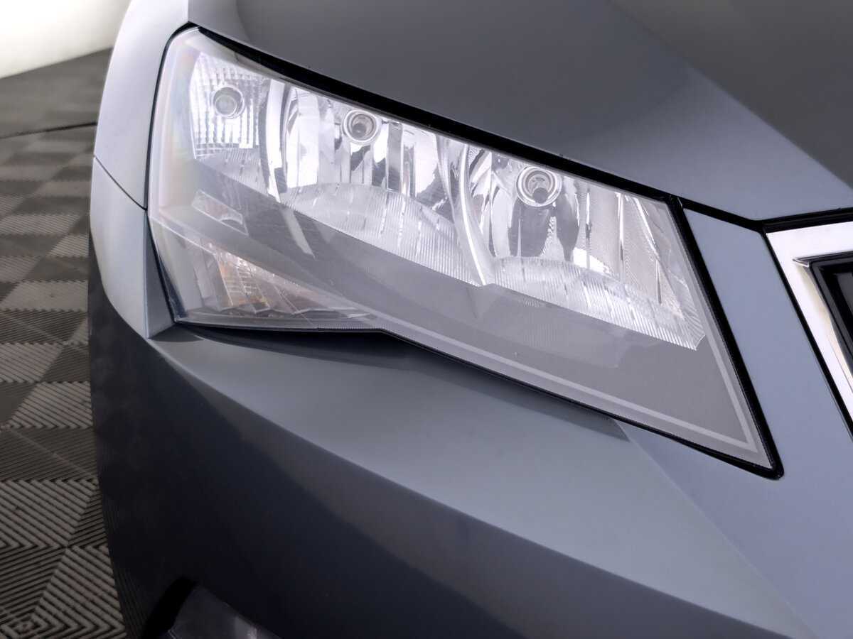 Skoda Superb 2019 года с пробегом. Фото: #16
