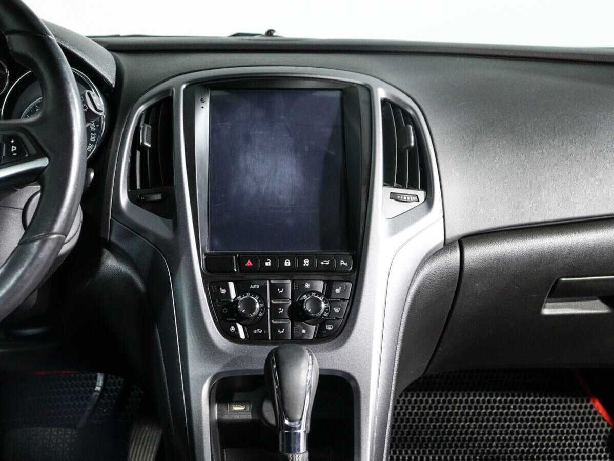 Opel Astra 2014 года с пробегом. Фото: #11