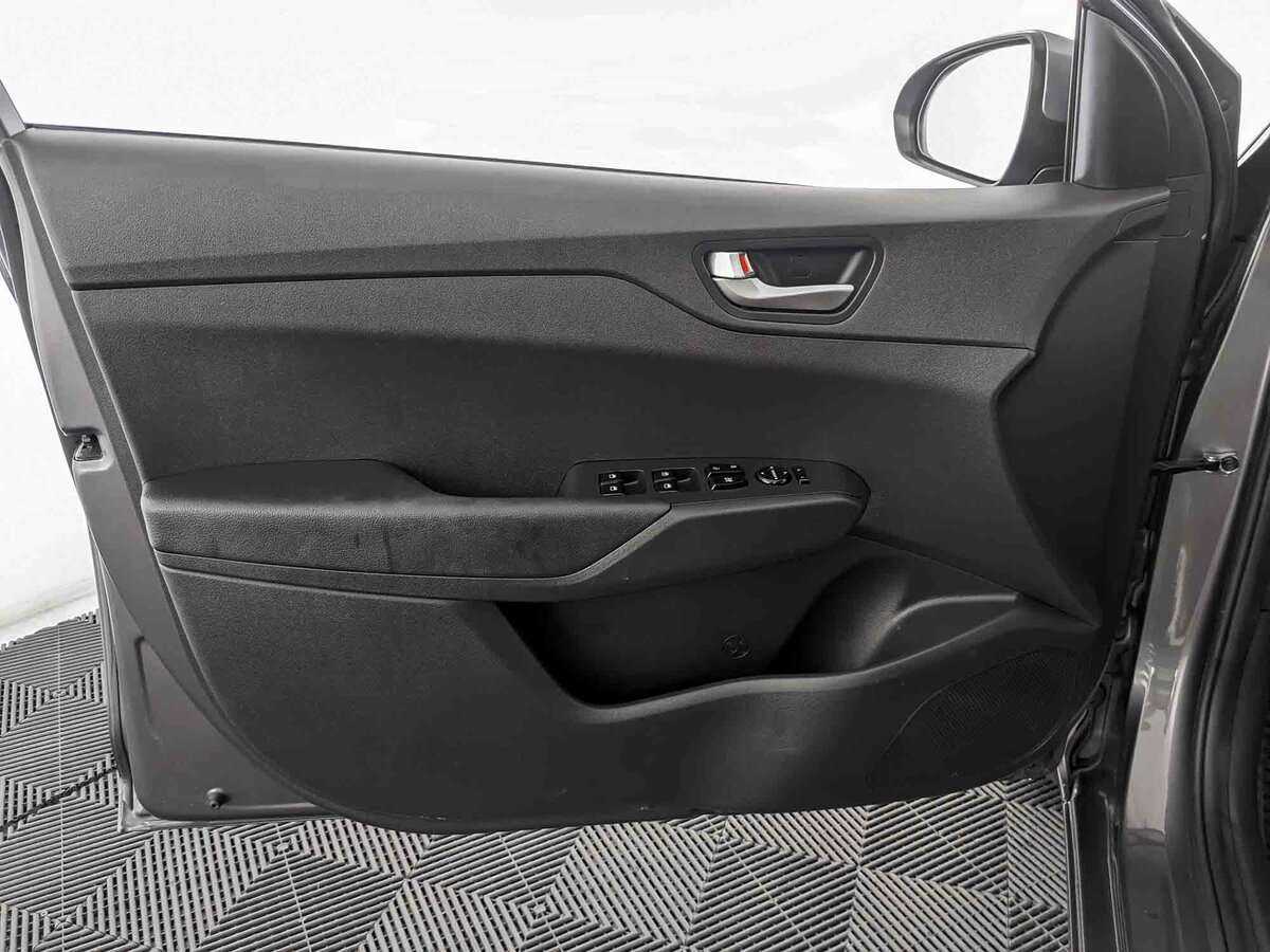 Hyundai Solaris 2021 года с пробегом. Фото: #14