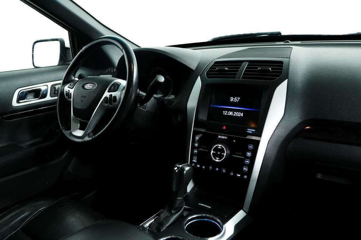 Ford Explorer 2012 года с пробегом. Фото: #8
